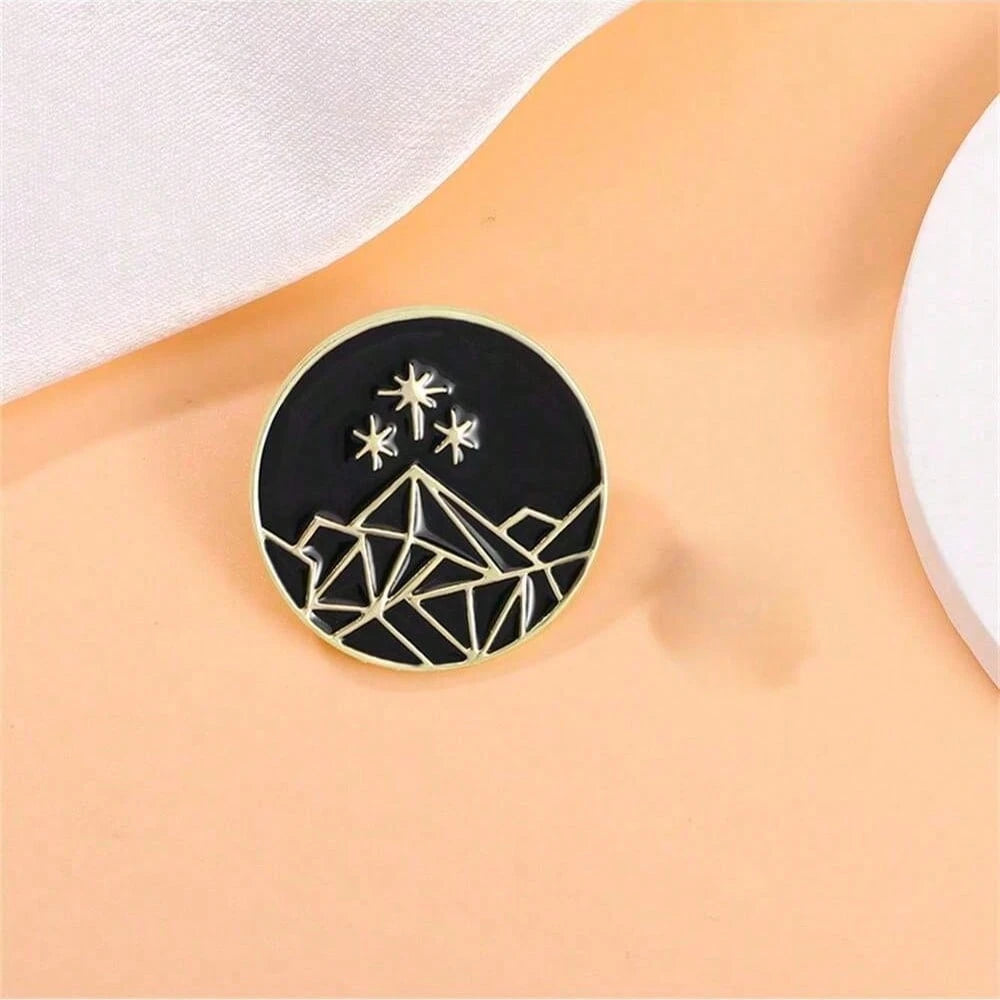 Night Court Enamel Brooch, Fashion Brooch, Lapel Badge, Backpack, Clothing Accessory, Friend Gift, Clothing & Bag Charm, School, Teacher Supplies, Bag Charm, Cute Office Accessory, Shirt, Jacket, Chri