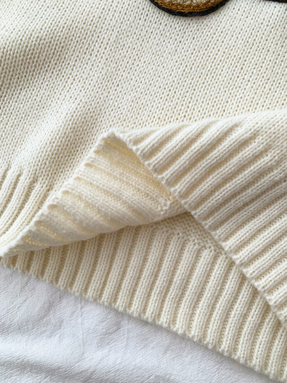 Oversized Crew Neck Bear Graphic Pullover Autumn Sweater,Teen Girl Back-To-School Winter Graduation Y2k Beige Retro Thermal Sporty Collegiate Fashion