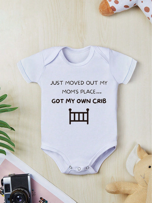 Playful Pals Baby Boy Fashionable Simple Creative Letter Slogan Graphic Print Casual Modest Style Bodysuit With Short Sleeves White Summer