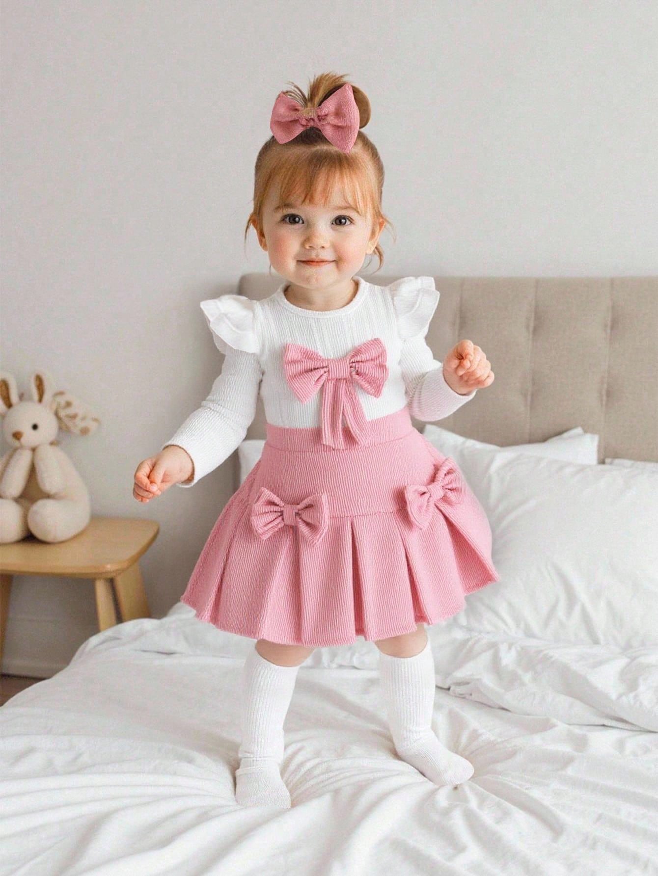 Playful Pals Baby Girl Sweet 2-Piece Set, Spring/Autumn Knitted Ribbed Flutter Sleeve Round Neck Top & Floral Pleated Short Skirt With Bow, Cute Sweet Outfit For Baby Girls, Fresh And Gentle Dai