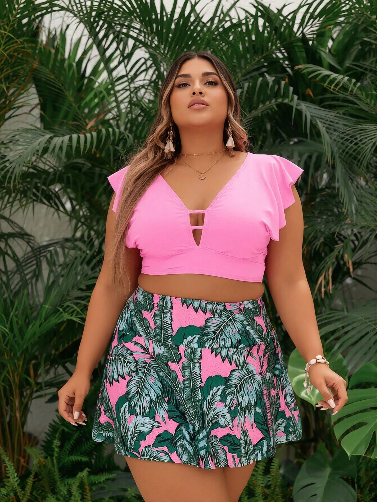 Plus-Size Women's Fashion Swimsuit Set With Ruffled Cuffs, Wide Shoulders, Floral Print Skirt + Pink Top, Tankini Style, Sexy Deep V-Neck, Stretchy Fabric, Perfect For Sports, Outdoor, Beach, And Leis