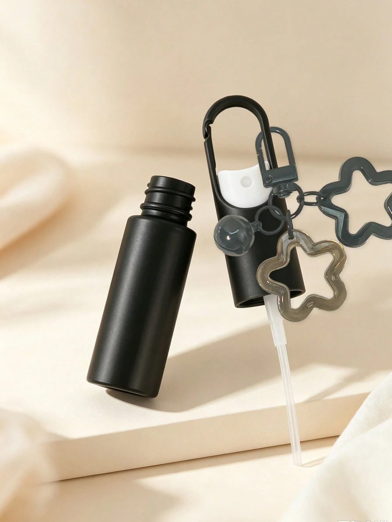 Portable Fragrance Spray Bottle With Cute Bear Keychain, Refillable Travel Fragrance Sprayer, Fashionable Mini Fragrance Bottle, Can Be Hung On Wallet/Bag/Keychain, Convenient To Carry, Leak-Proof Des
