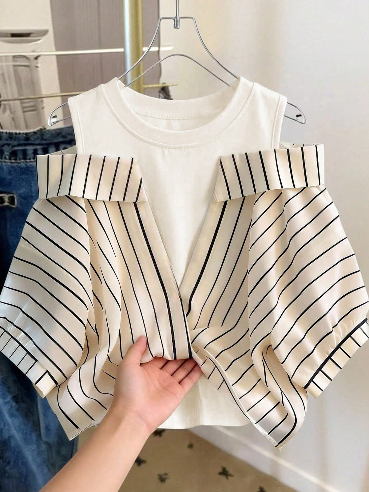 Qadelle Cold Shoulder Contrast Striped 2 In 1 Blouse Vacation Everyday Black And White Summer Elegant