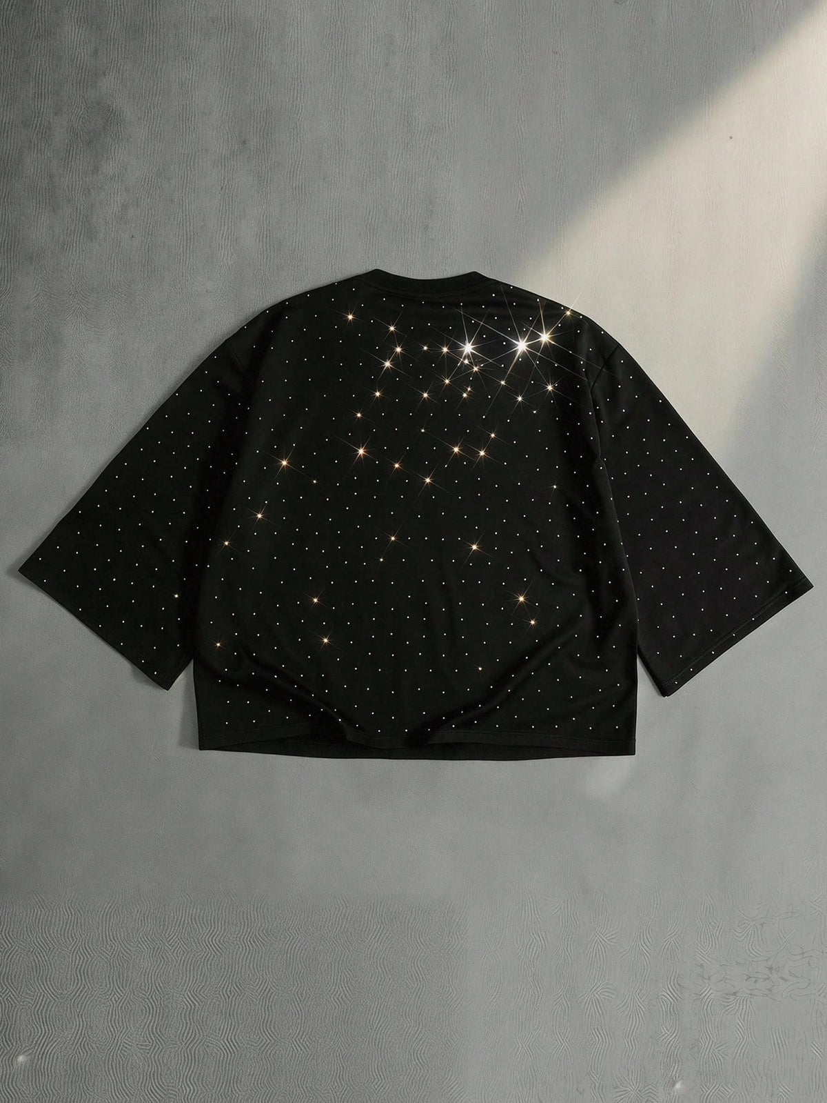 ROMWE MEN Street Life Men's Sparkling Diamond Craft Loose Fit 3/4 Sleeve T-Shirt