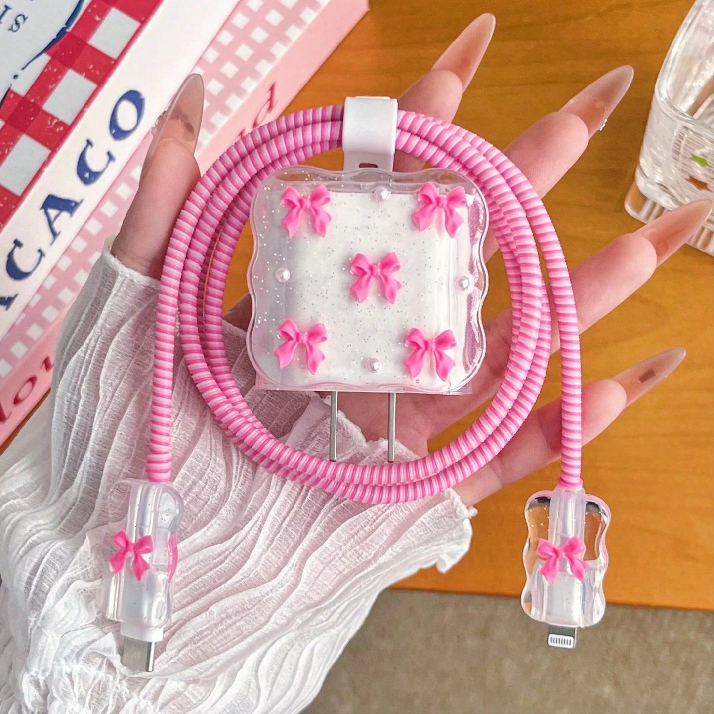 Rose Red Bow & White Pearl Flower Design Charging Cable Protector Set 20W/18W, Cable Protector Rope, Protective Shell, Compatible With Apple For IPhone, Great Gift Choice