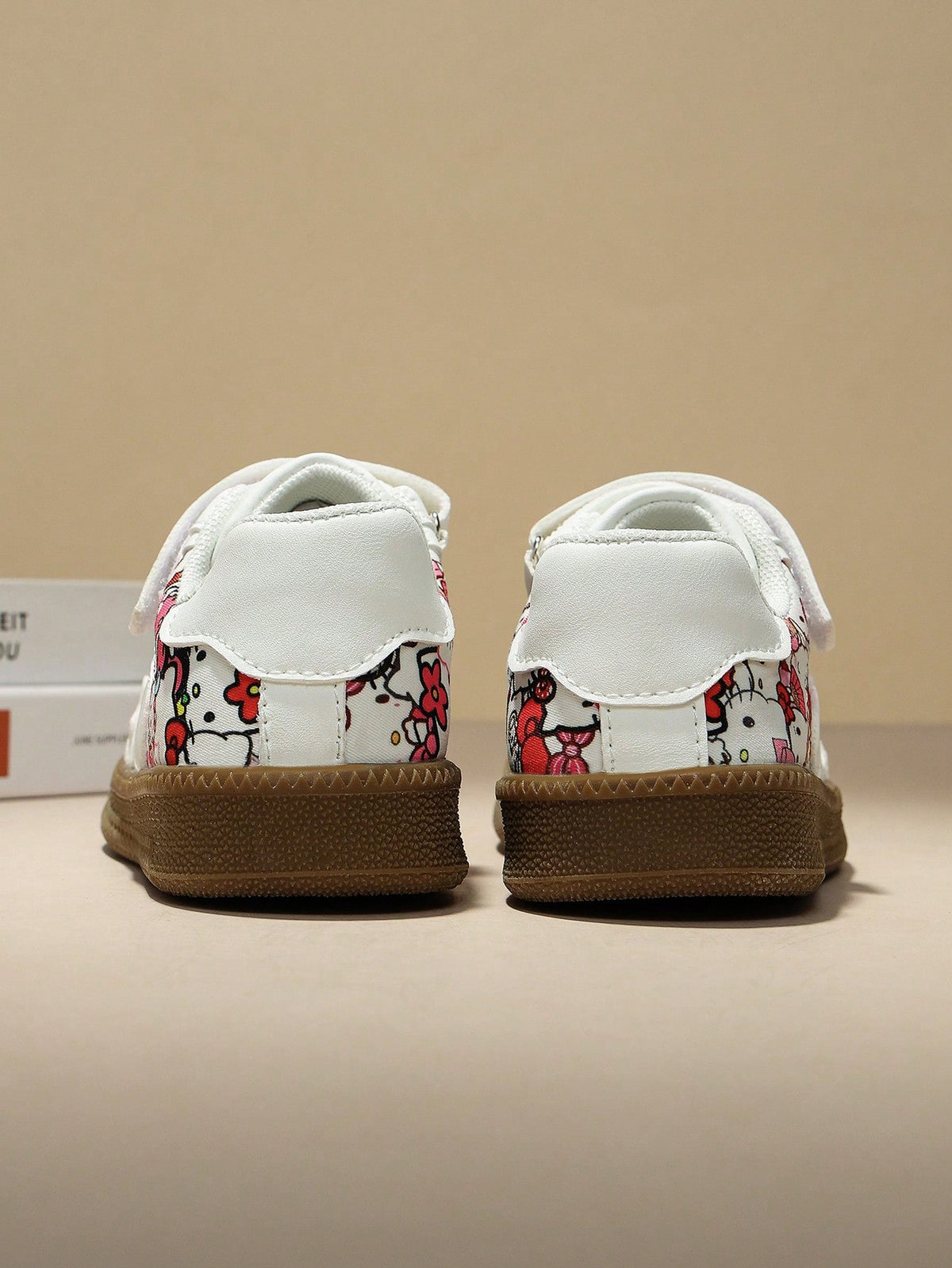 SANRIO 2026 New Comfortable Cartoon Kids Shoes, Fashionable Easy-To-Match Breathable Sports Shoes With KT Cat Design