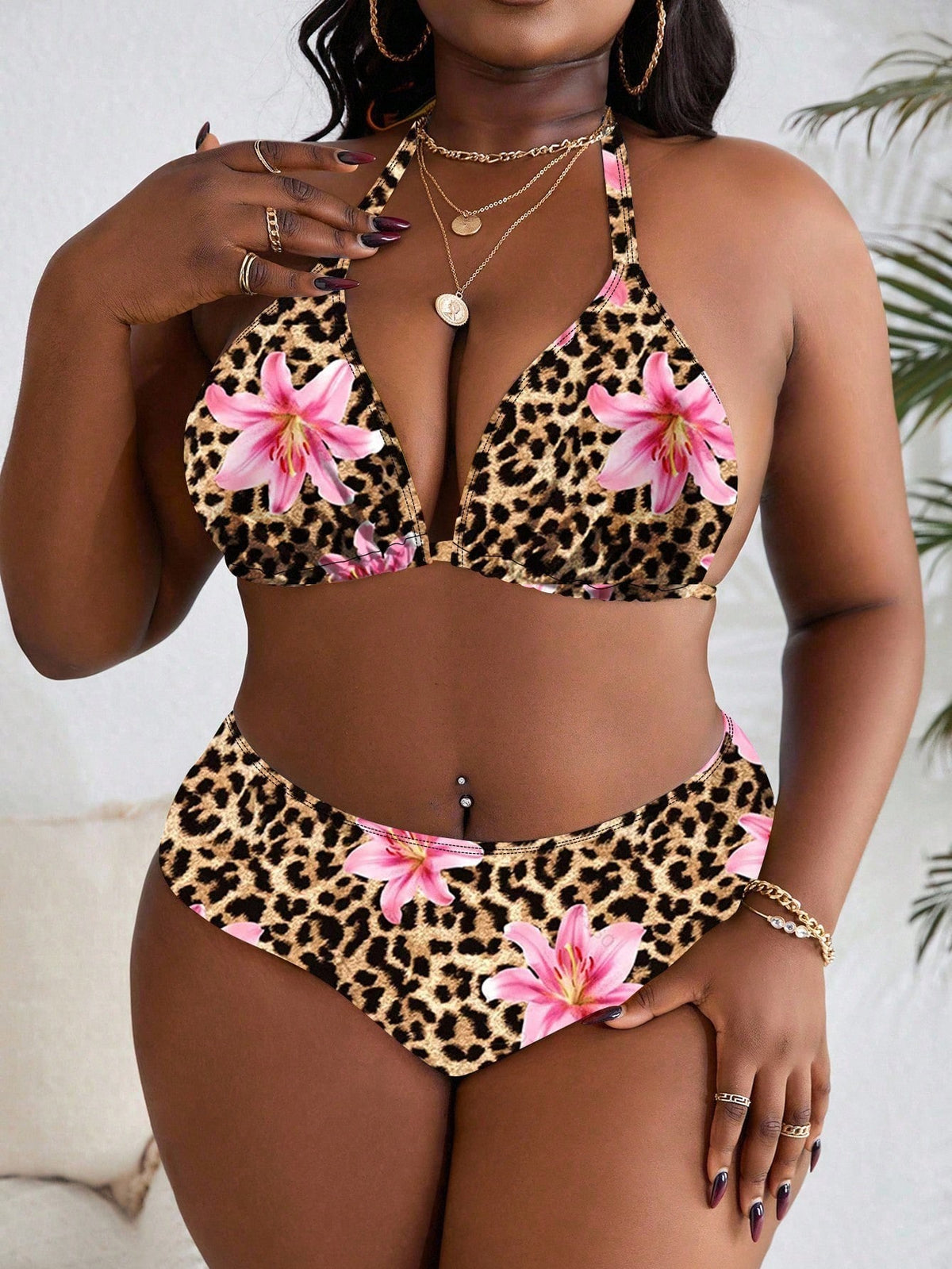 Slaydiva 4pcs/Set Plus Size Random Print Halter Neck Split Swimsuit Set For Summer Beach Vacation