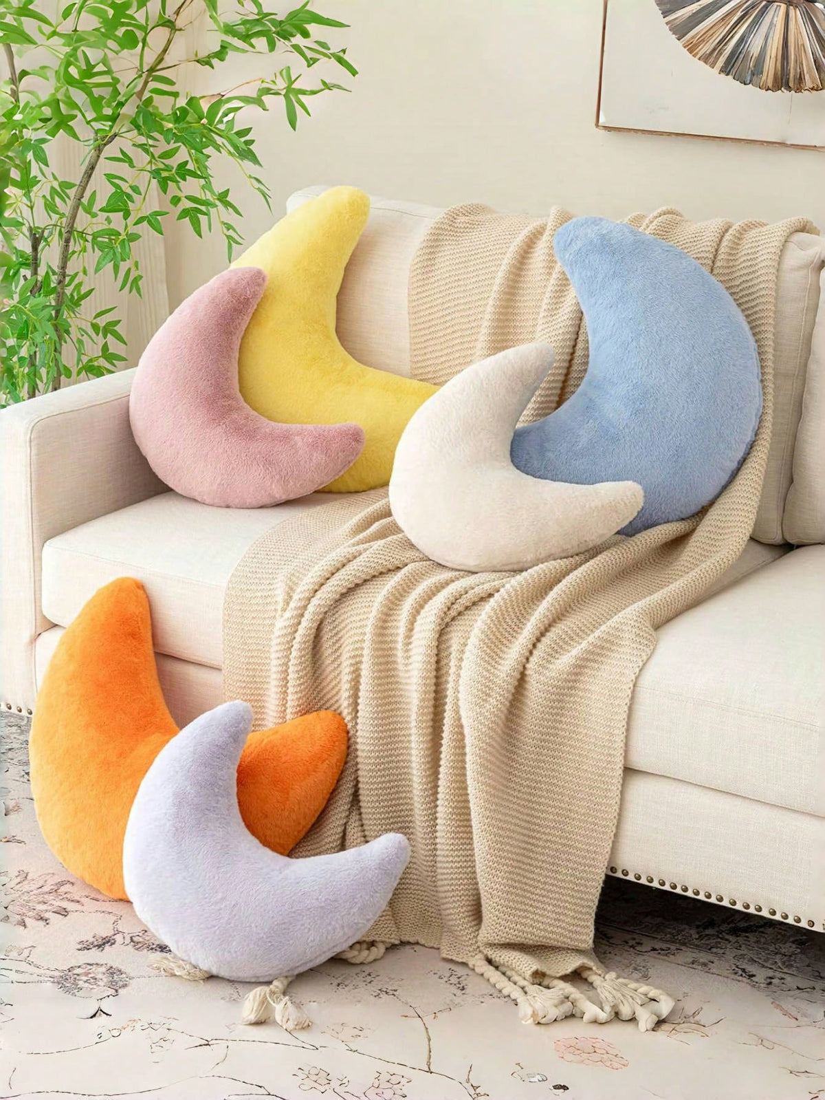 Soft Faux Fur Moon Shaped Decorative Throw Pillow, Suitable For Bedroom, Bed And Sofa, Easter Decor Cushion, Applicable For Spring Sofa, Bedroom, Living Room, Light Pink