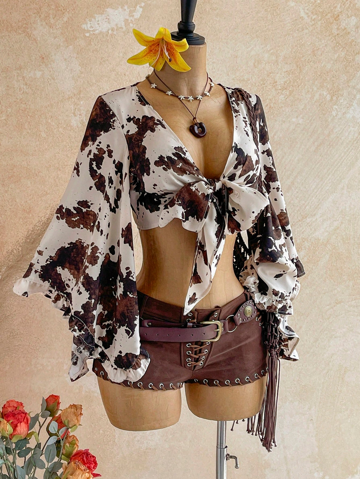 Soleia Women's Tie-Knot Bell Sleeve V-Neck Leopard Print Short Shirt
