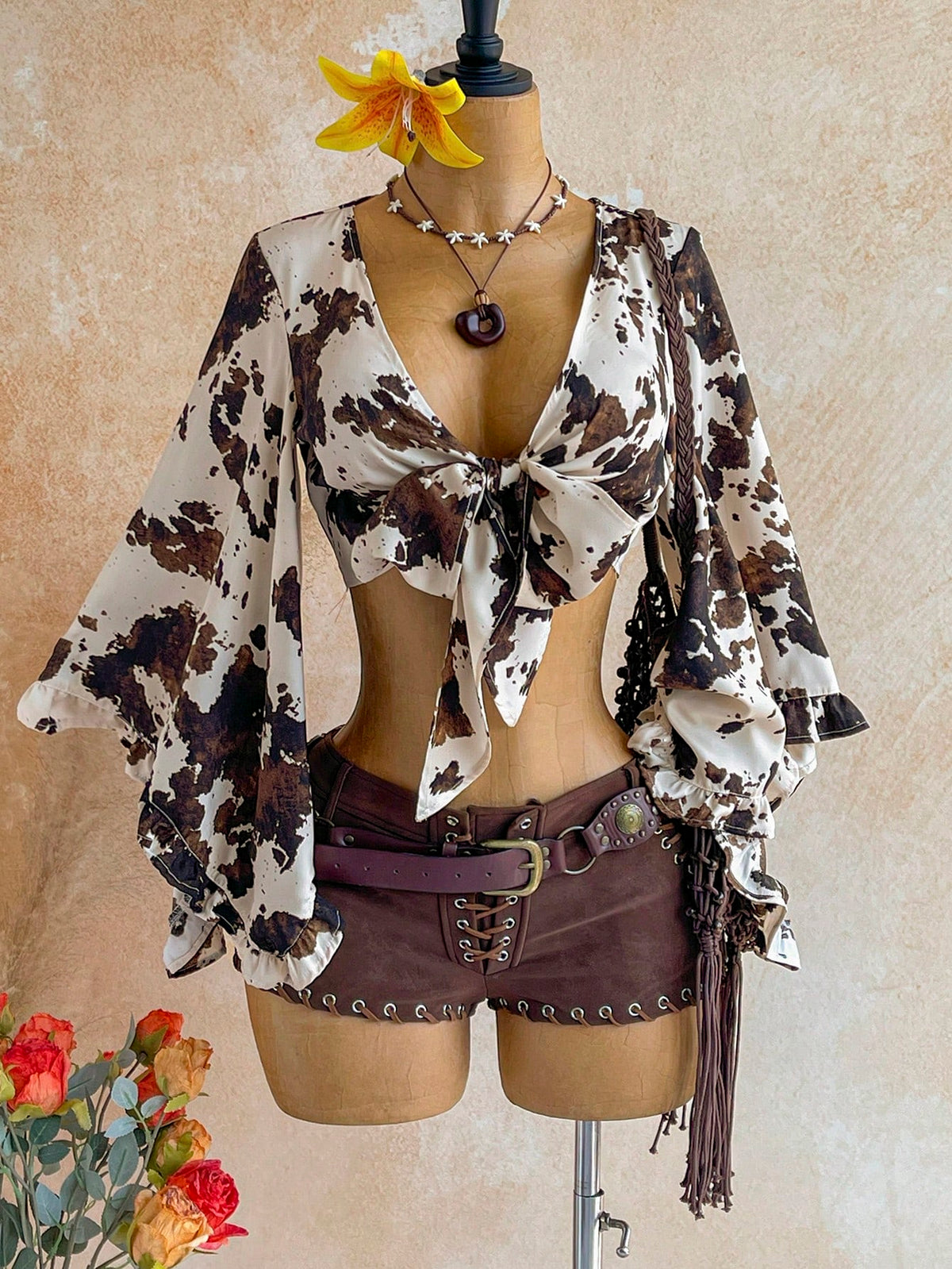 Soleia Women's Tie-Knot Bell Sleeve V-Neck Leopard Print Short Shirt