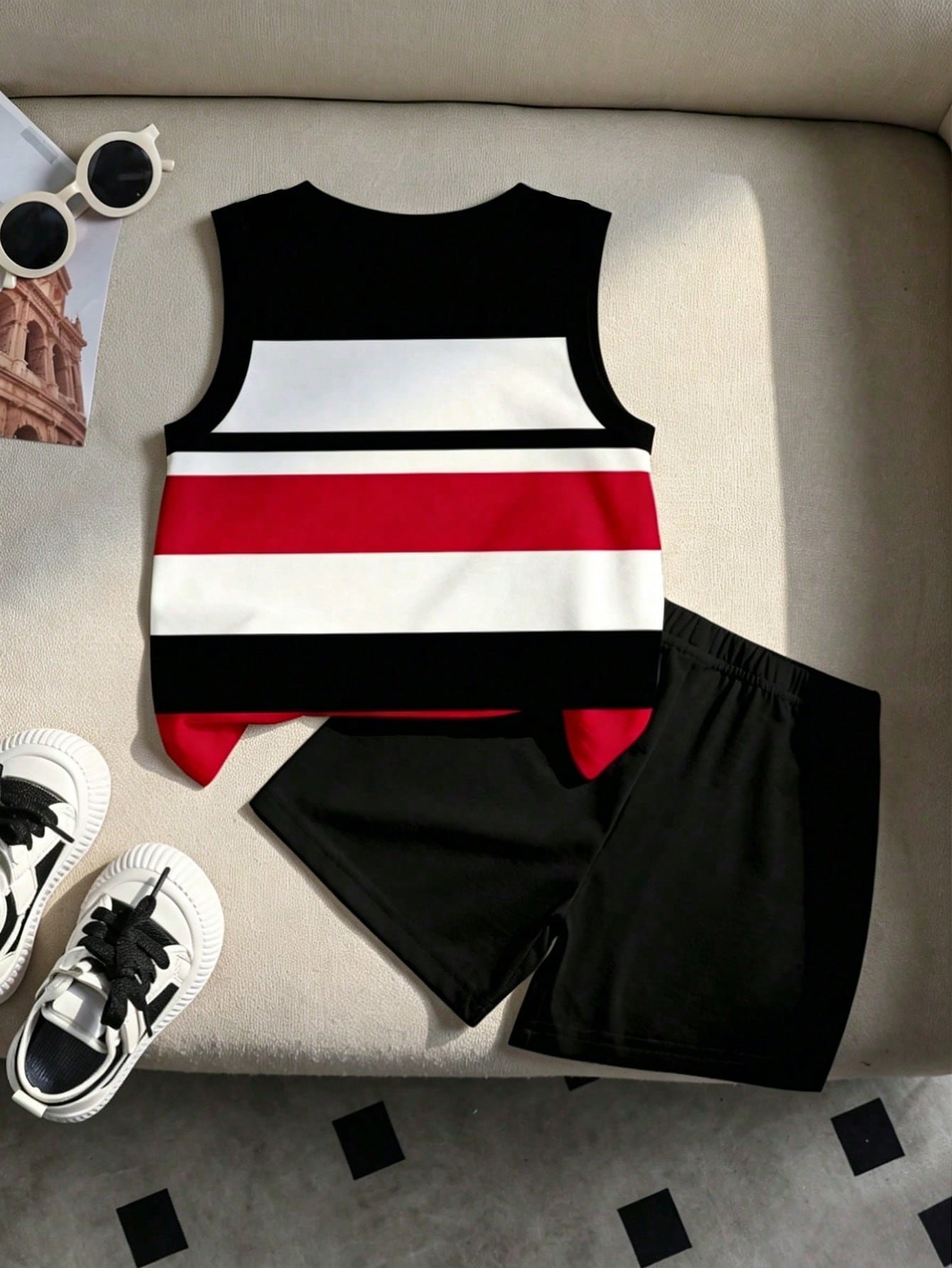 Souflis Souflis 2pcs Baby Boy Vest & Shorts Set, Minimalist Striped Sleeveless Vest With Round Neck And Black Shorts, Fashionable Outfit For Summer Outings