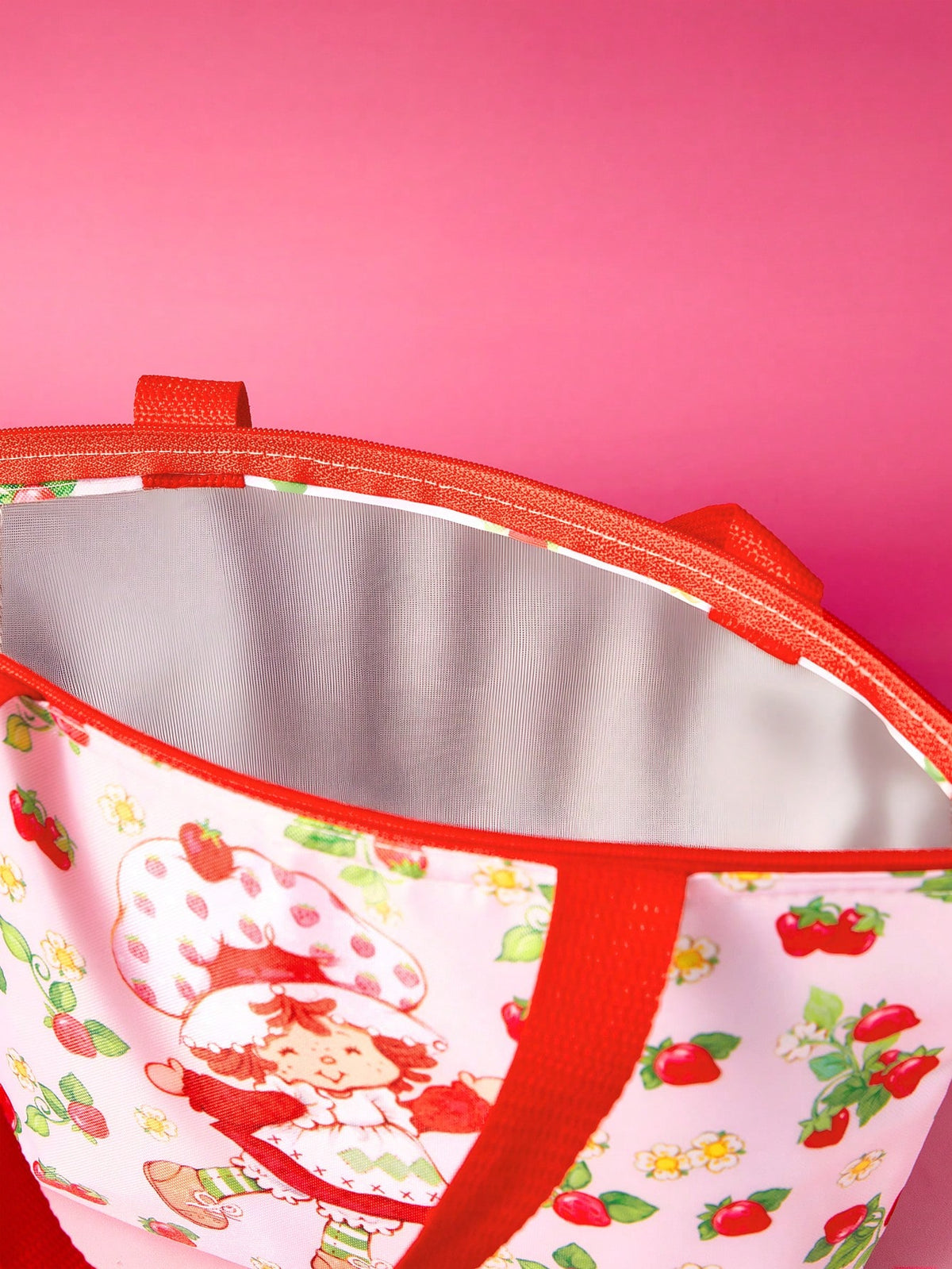 Strawberry Shortcake X 1pc Cartoon Character Printed Insulated Lunch Bag, Keeps Food Warm Or Cold, Picnic Bag, Large Capacity, Can Hold Lunch Boxes And Drinks, Suitable For Picnics, Camping, Tra