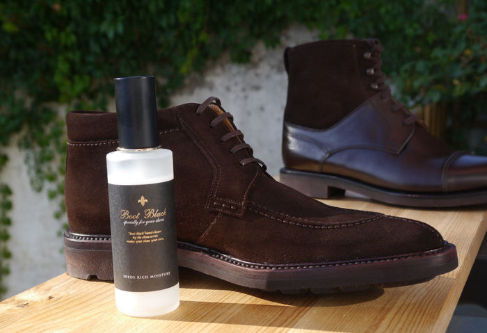 Suede Rich Moisture Pump Spray