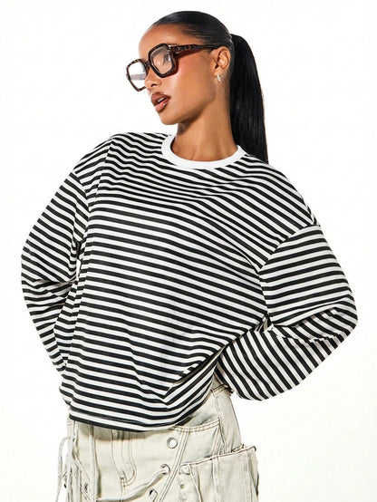 SUMWON WOMEN Long Sleeve Striped T-Shirt Casual Oversized Loose Fit Crew Neck Top Fall Winter Everyday Wardrobe Essential