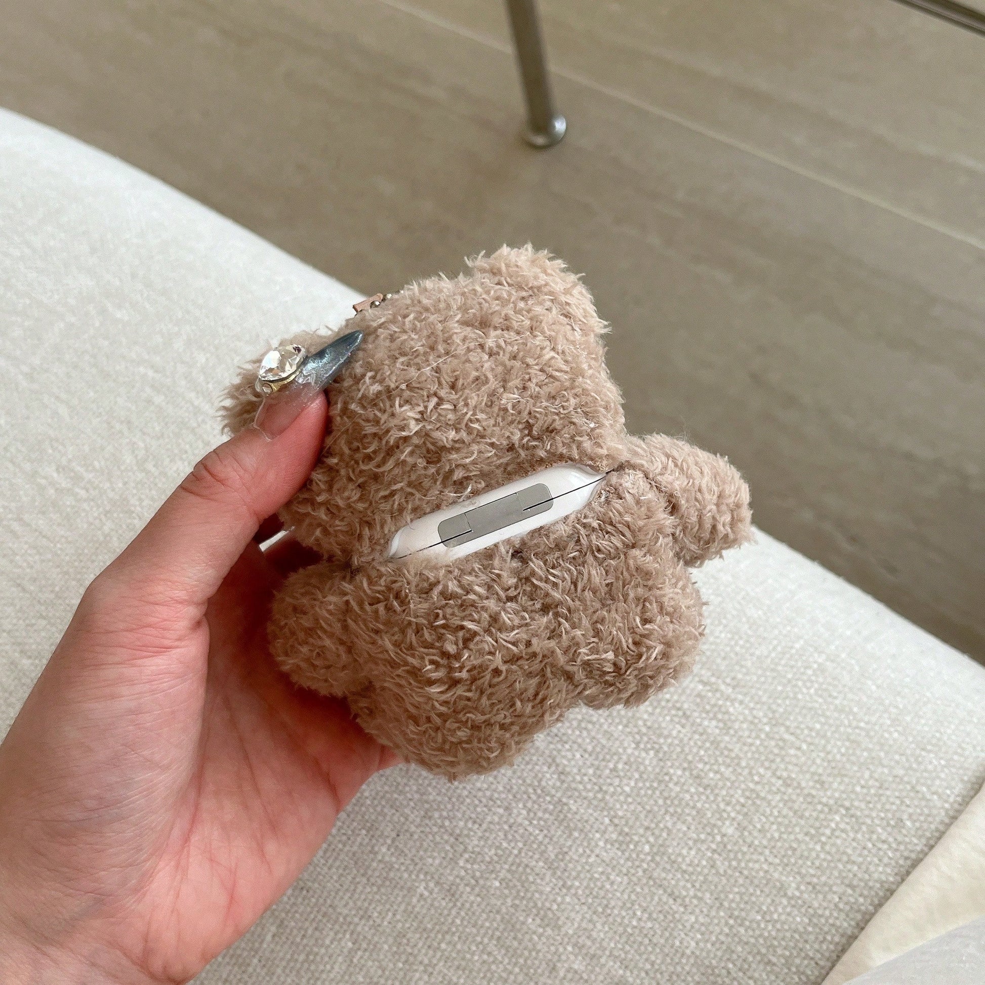 Super Cute 3D Bow Bear Brown Plush Earphone Case Compatible With AirPods 2nd/Pro 3rd/Pro 2/4th Generation