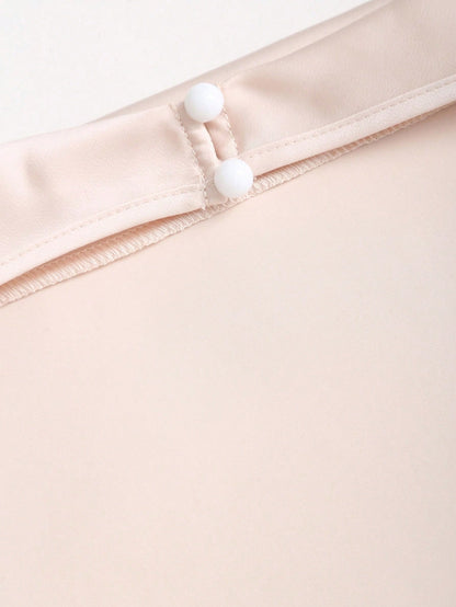 Sweetra Elegant Tied Bandage Halter Backless Crop Top