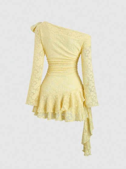 Sweetra Y2K Sexy Lace Asymmetric Shoulder Asymmetrical Hem Dress