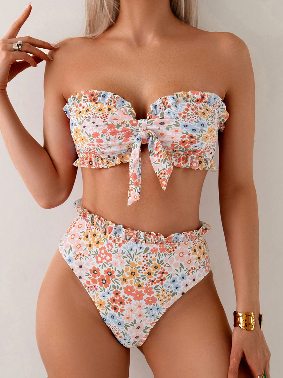 Swim Mod Spring Summer Beach Pool Party Ditsy Floral Knotted Front Frill Trim Bandeau Bikini 2 Pieces Set White And Blue Floral Tropical Cute