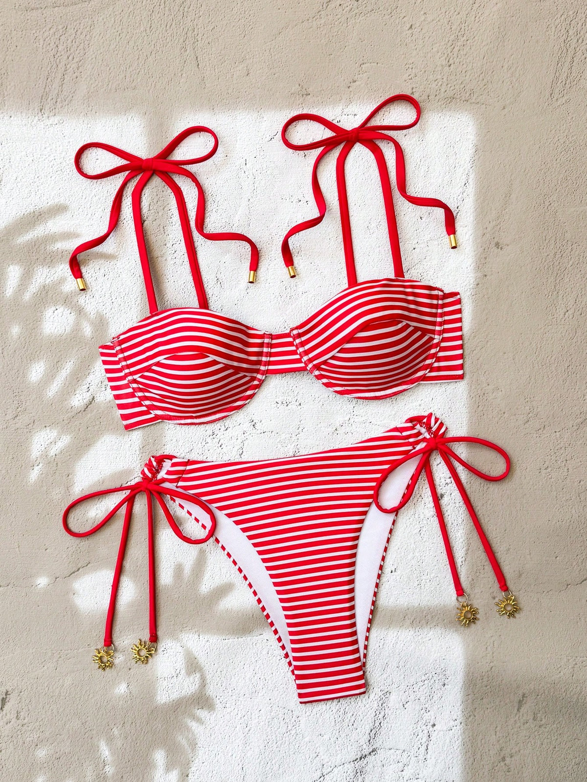 Swim Mod Summer Blue And White Striped Bikini Two Pieces Set,Conservative Strapless Padded Underwire Thong High-Cut Swimwear For Beach,Holiday,Resort,Party