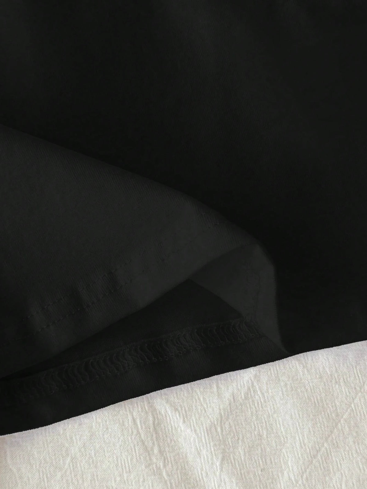 Tseoso 1pc Solid Black 95% Cotton Form Fitted T-Shirt