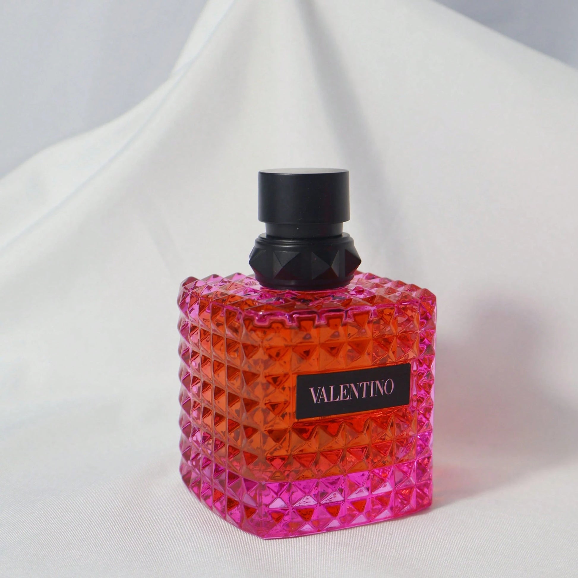 VALENTINO Born In Roma Donna Extradose Parfum 100ml 3.4FL.OZ Floral Amber Blackcurrant Rum Vanilla Long Lasting Women Perfume Original Gift Box
