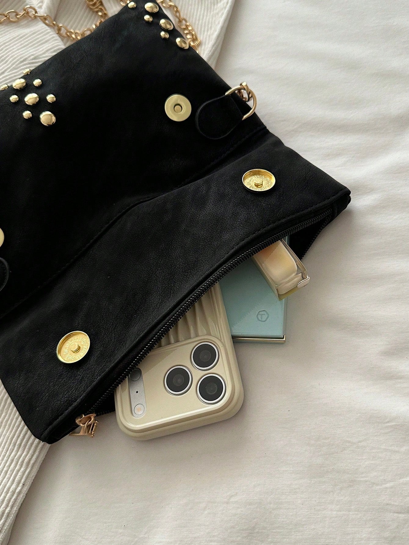 Women's Fashion Elegant Faux Leather Zipper Chain Bag, Bold Design And Unique Style Attract Attention. The Bag Body Is Covered With Gold Rivets, Equipped With A Detachable Gold Chain Shoulder Strap, C