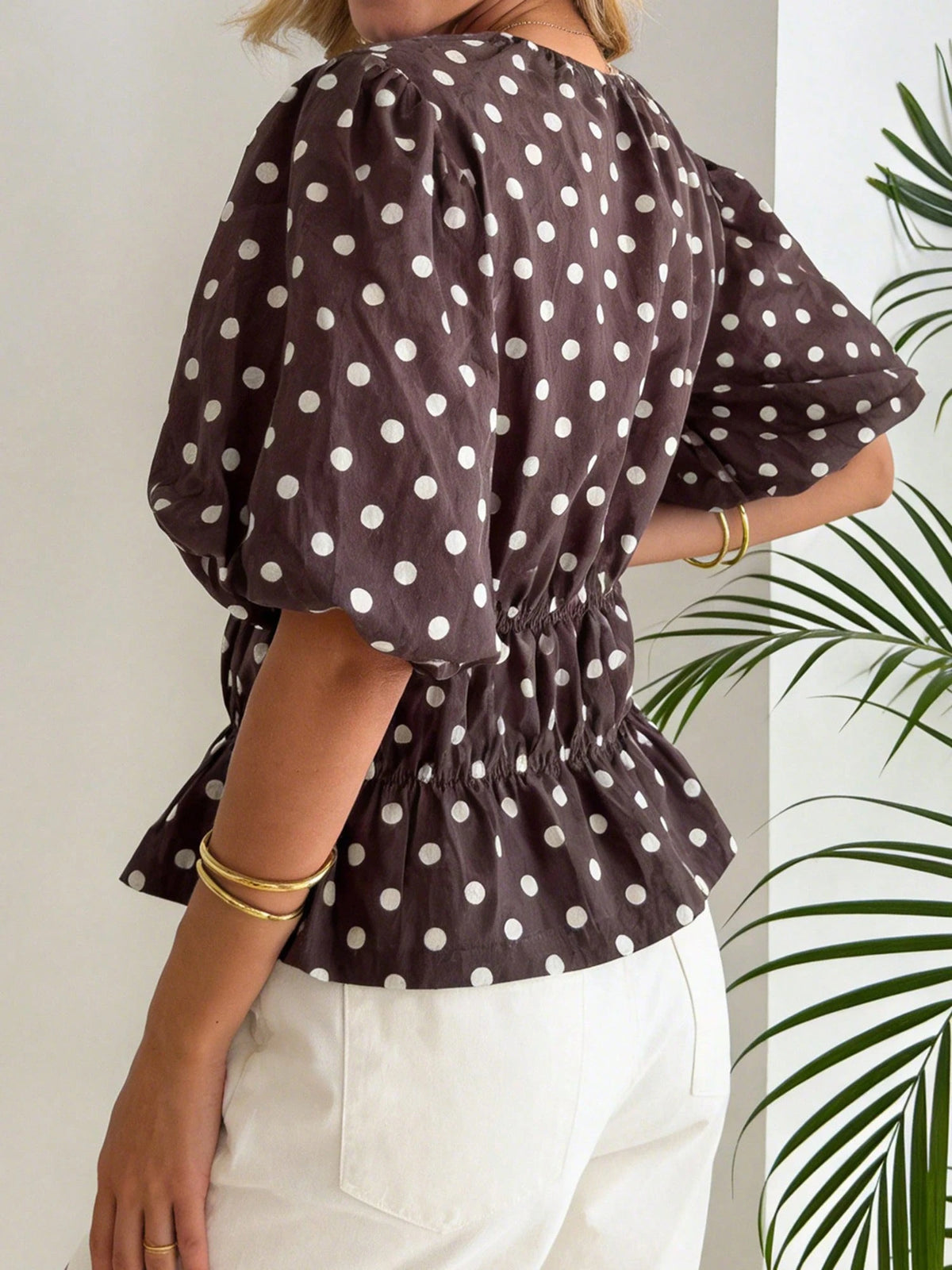 Women's Puff Sleeve Tops Fashionable Dot Print Round Neck Cinched Waist Blouse For Casual Daily Wear