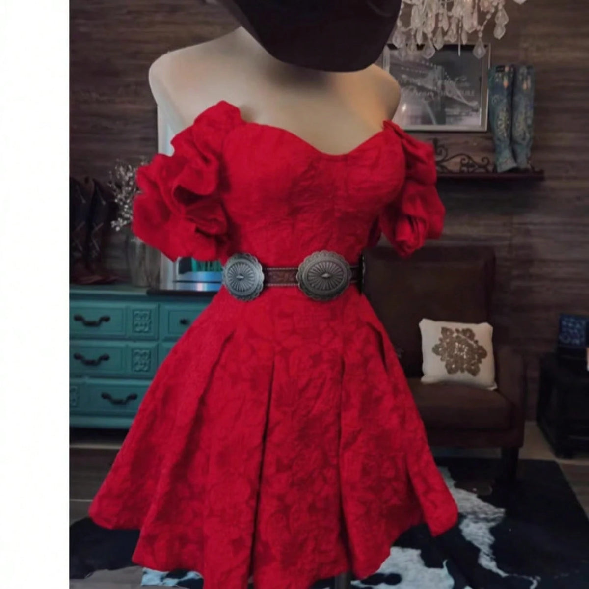 Women's Sweetheart Puff-Sleeve Mini- Textured Fabric, Corset Bodice & Wide Concho Belt, Great For Country.