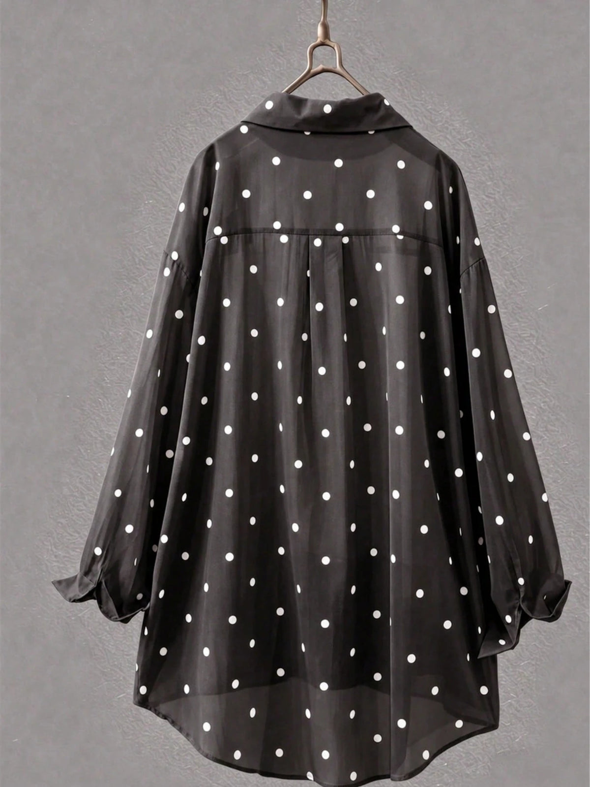Women's White Polka Dot Long Shirt, Collared, Long Sleeve, Front Button Pocket, Regular Hem, Rolled Sleeve, Flowy Breathable Lightweight Shirt, Summer Beach Vacation Sun Protection Outerwear Spring