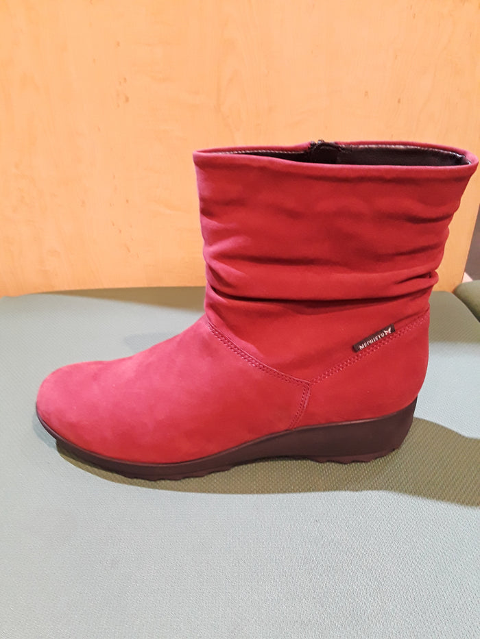 Women's Sample #1333
