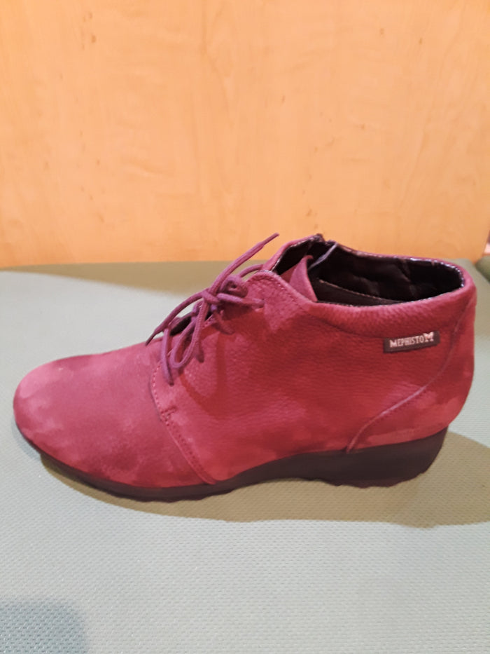Women's Sample #1410