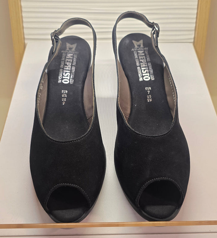 Women's Sample #350- MISMATCHED SIZES (Left-9.5, Right-9)