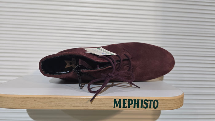 Women’s Sample Boot #214