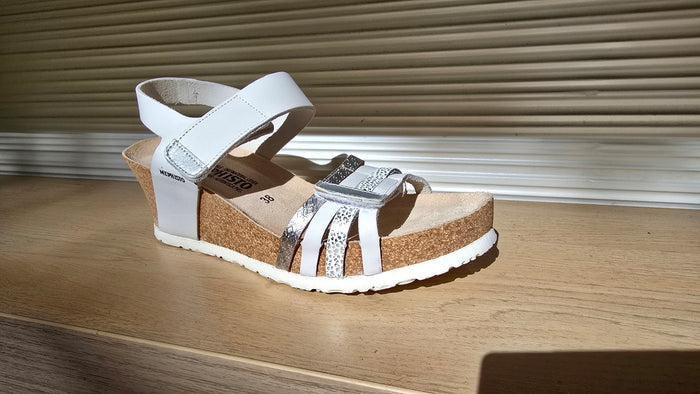 Women's Sample Second Lucia white size 8